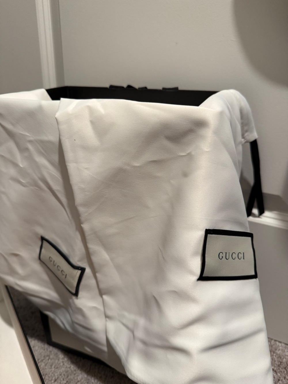 Gucci Black Embossed Leather Men's Penny Loafers - Picture 10 of 11